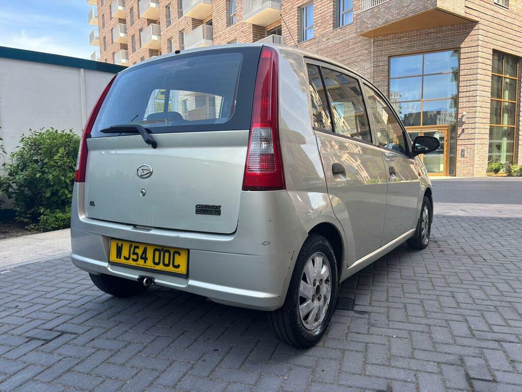 Daihatsu Charade 1.0 El Hatchback Red #18