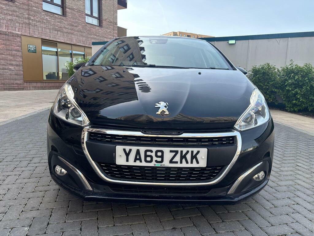 Peugeot 208 1.2 Puretech Tech Edition Euro 6 S S YA69ZKK Black #6