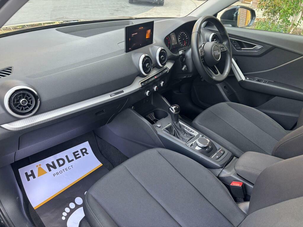 Audi Q2 2.0 Tdi 30 Technik S Tronic Euro 6 S S LB71PHF Black #3
