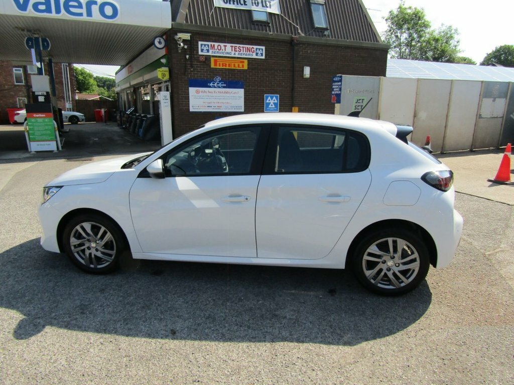 Peugeot 208 1.2L Active BK70ZRU White #6