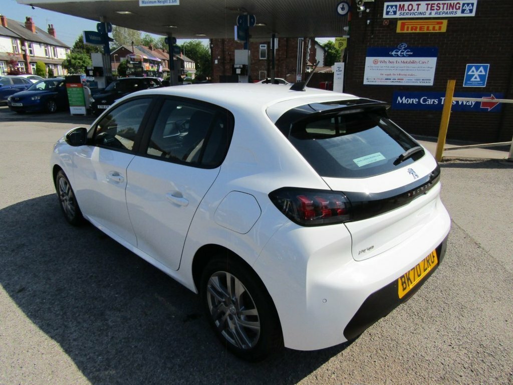 Peugeot 208 1.2L Active BK70ZRU White #5