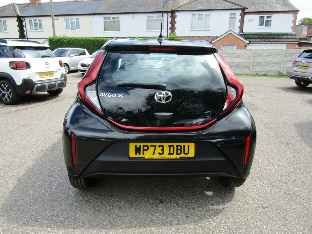 Toyota Aygo X 1L Pure WP73DBU Black #5