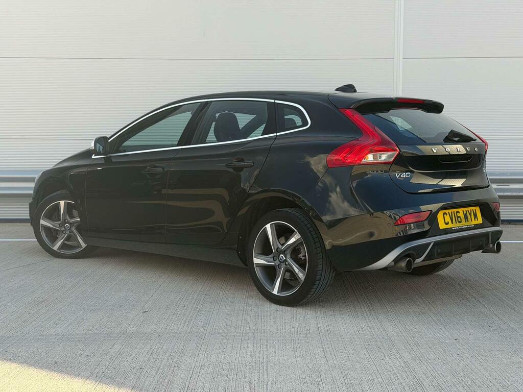Volvo V40 2.0 T2 R-design Euro 6 Ss CV16WYM Black #4