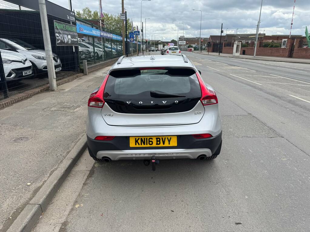 Volvo V40 Cross Country D3 4 Cyl 150 Cross Country Se Nav Silver #6