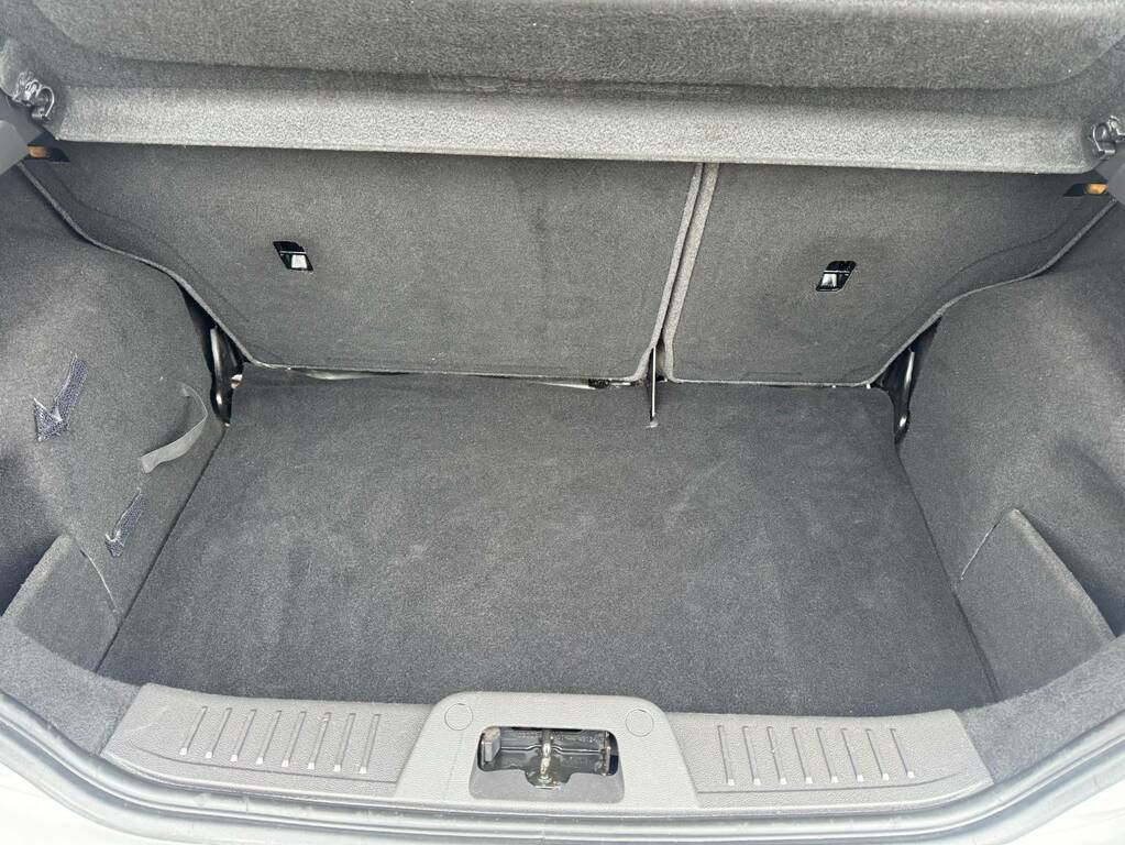 Ford Fiesta 1.25 82 Zetec ND15NNX Silver #6