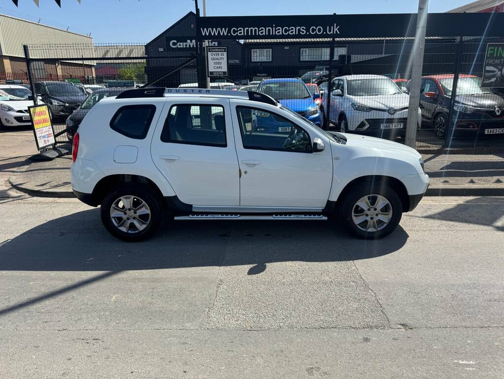 Dacia Duster 1.5 Dci 110 Laureate SH65XBU White #2