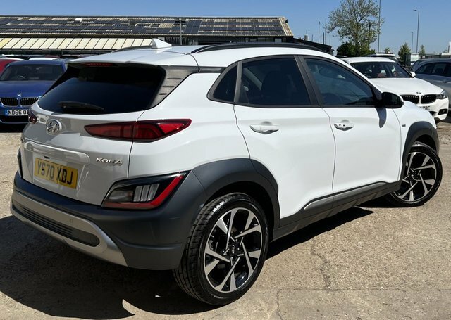 Hyundai Kona 1.0 T-gdi Mhev Premium Suv Hybrid Manua YS70XDJ White #3