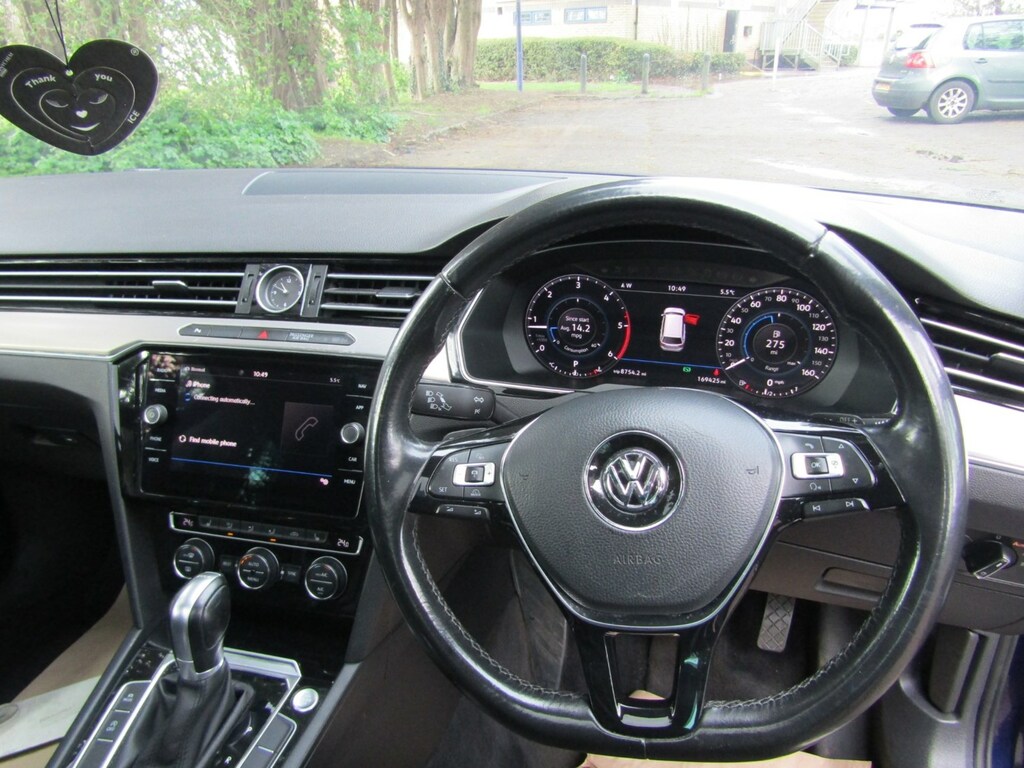 Volkswagen Passat 1.6 Tdi Gt Dsg Panoramic Roof GF18RHJ Blue #2