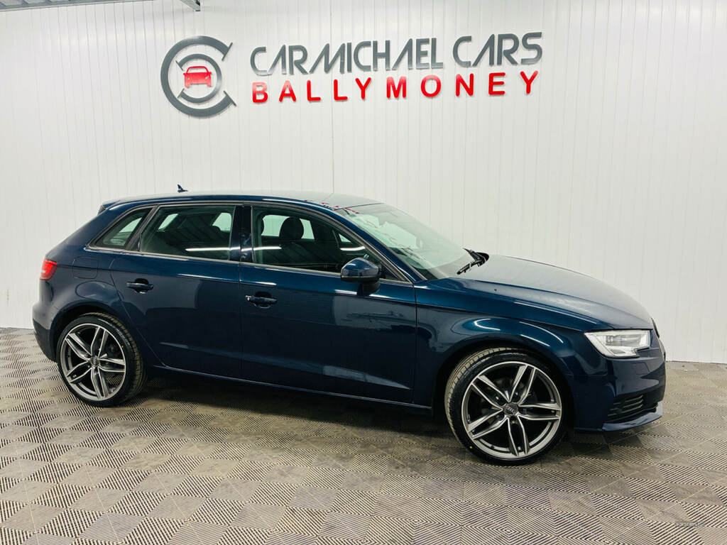 Audi A3 1.6 Tdi Se S Tronic Blue