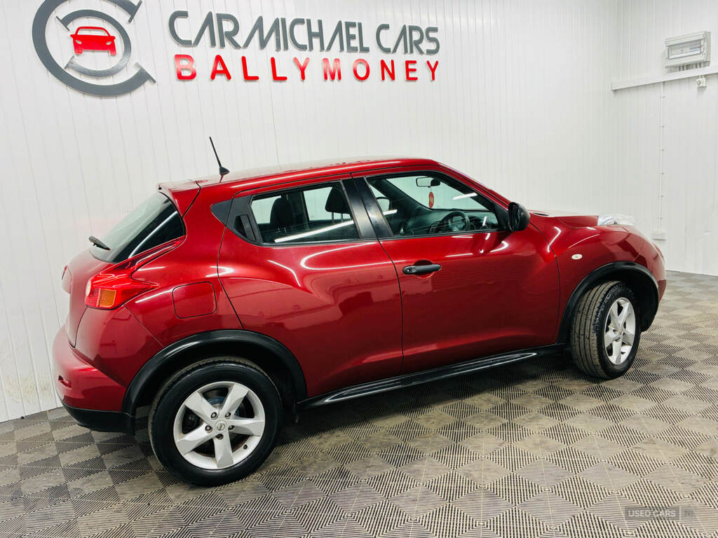 Nissan Juke 1.6 Visia Red #5