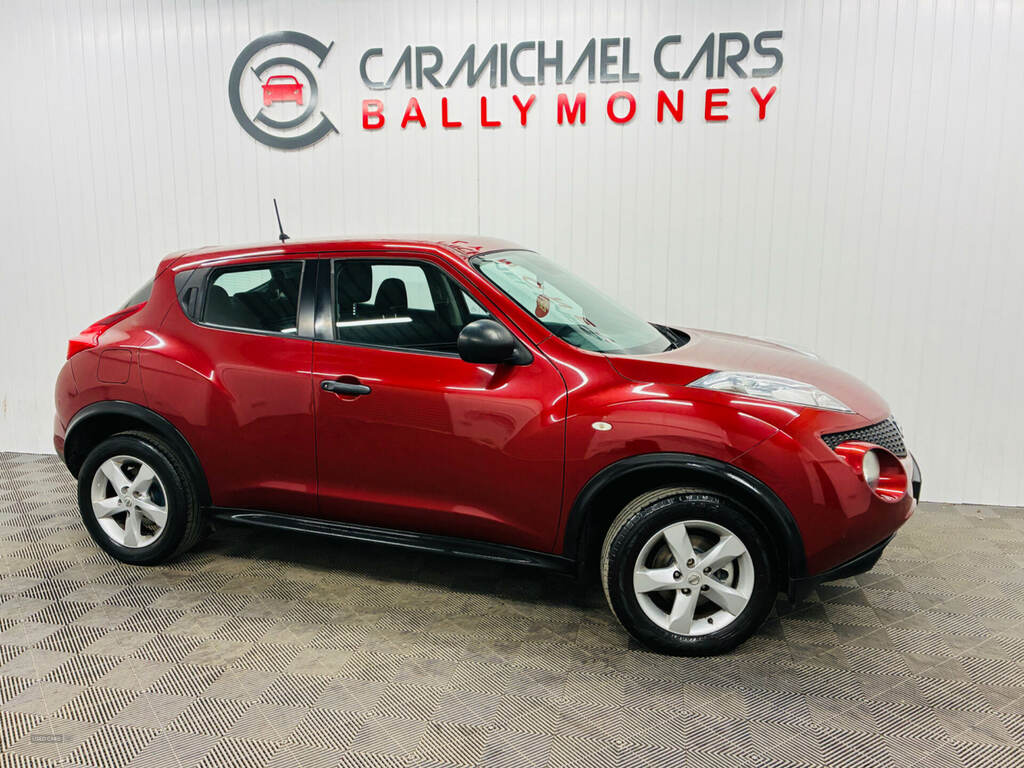 Nissan Juke 1.6 Visia Red #6
