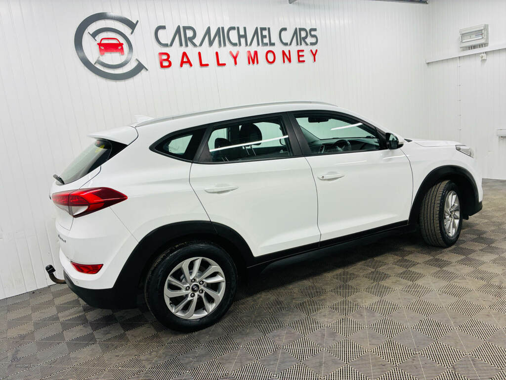Hyundai Tucson 1.7 Crdi Blue Drive Se 2Wd VXZ7228 White #3