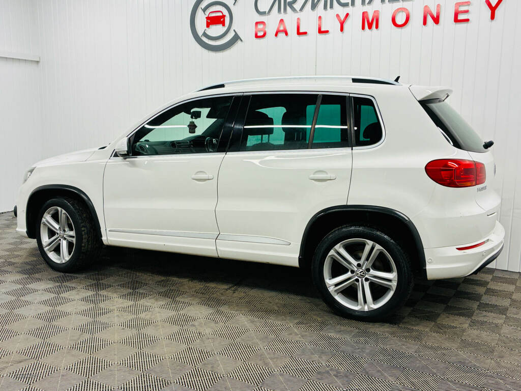 Volkswagen Tiguan 2.0 Tdi Bluemotion Tech R-line SL63GKK White #2