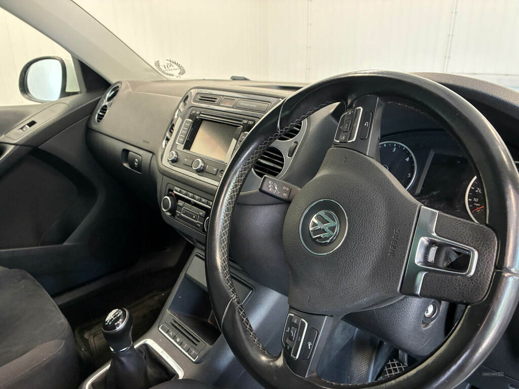 Volkswagen Tiguan 2.0 Tdi Bluemotion Tech Match SB63YGY White #3