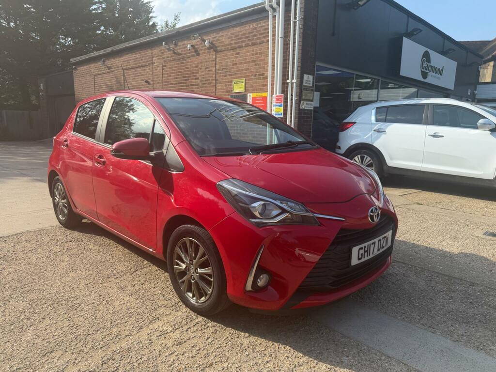 Toyota Yaris 1.5 Vvt-i Icon Cvt Euro 6 Red