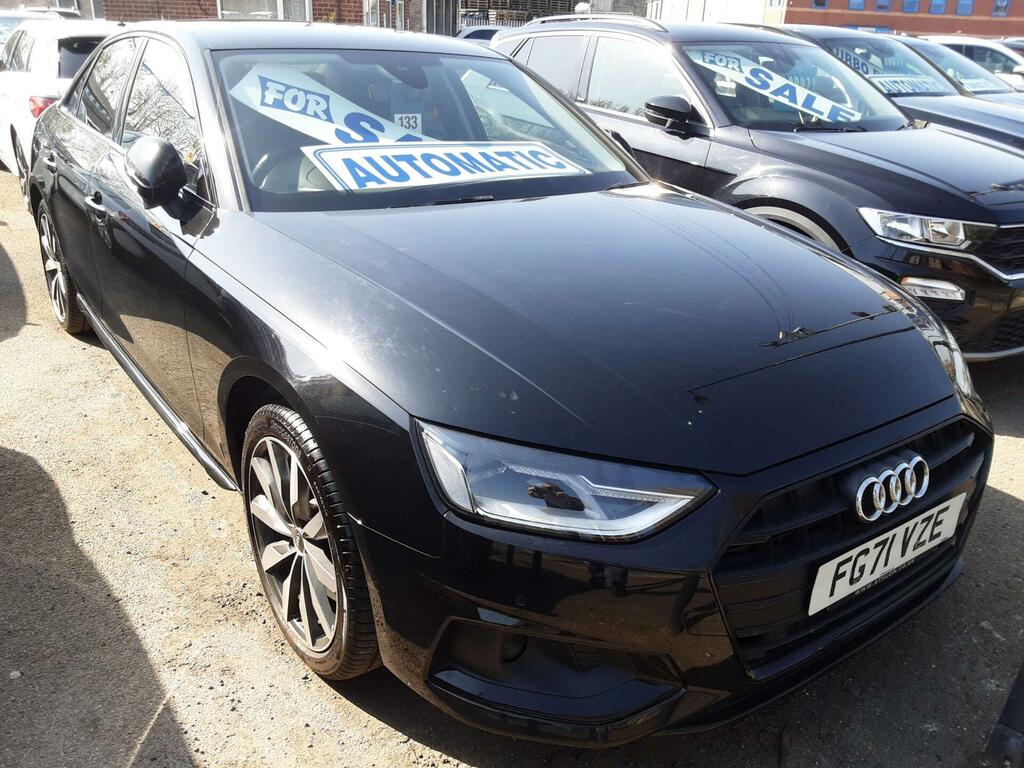 Audi A4 2.0 A4 Sport Edition 35 Tfsi Mhev FG71VZE Black #4