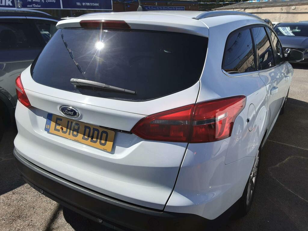 Ford Focus 1.5 Focus Zetec Edition Tdci EJ18DDO White #6