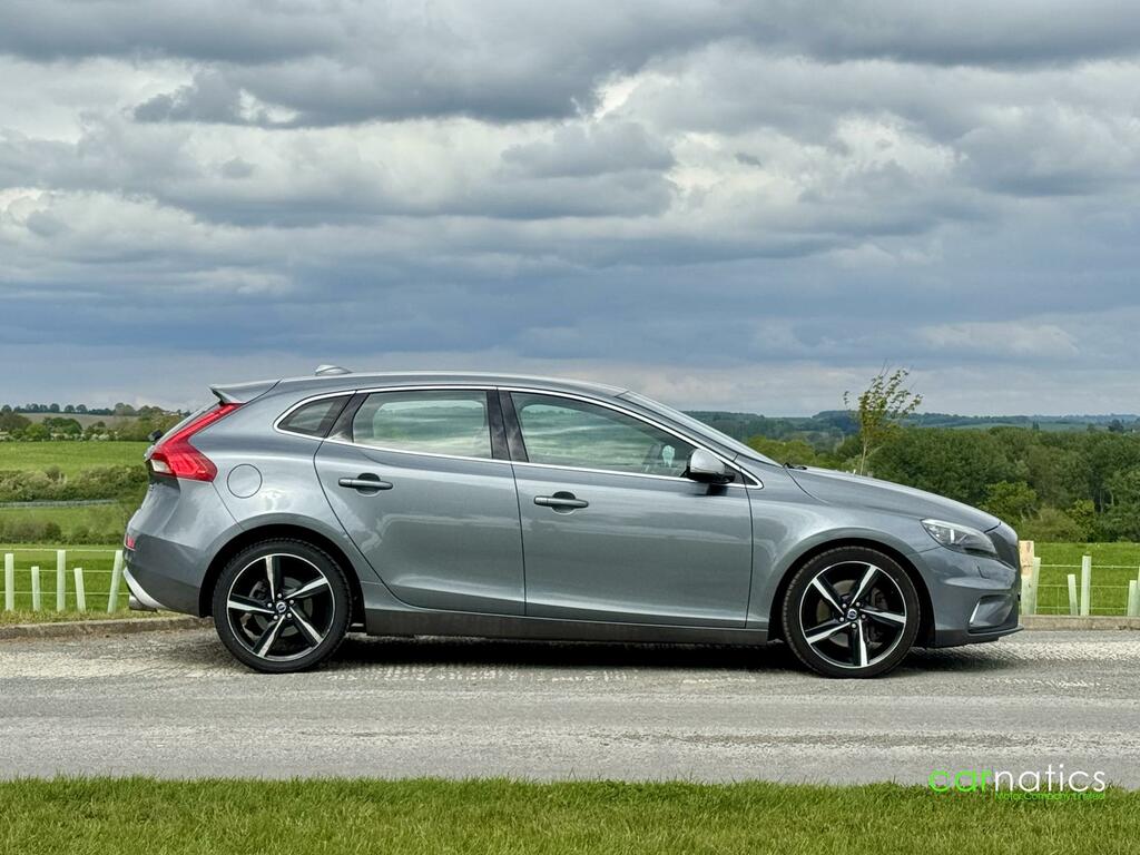 Volvo V40 2.0 D4 R-design Nav Hatchback Eu RF15EKH Grey #2