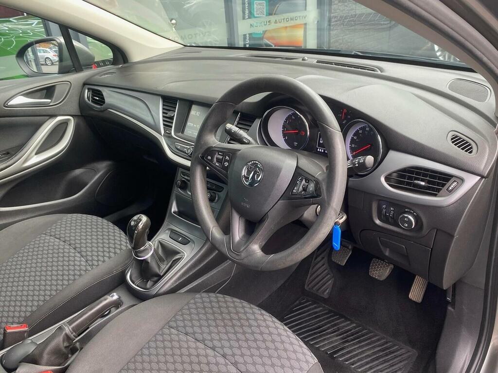 Vauxhall Astra Hatchback 1.4I Design Euro 6 201818 DY18RWL Grey #4