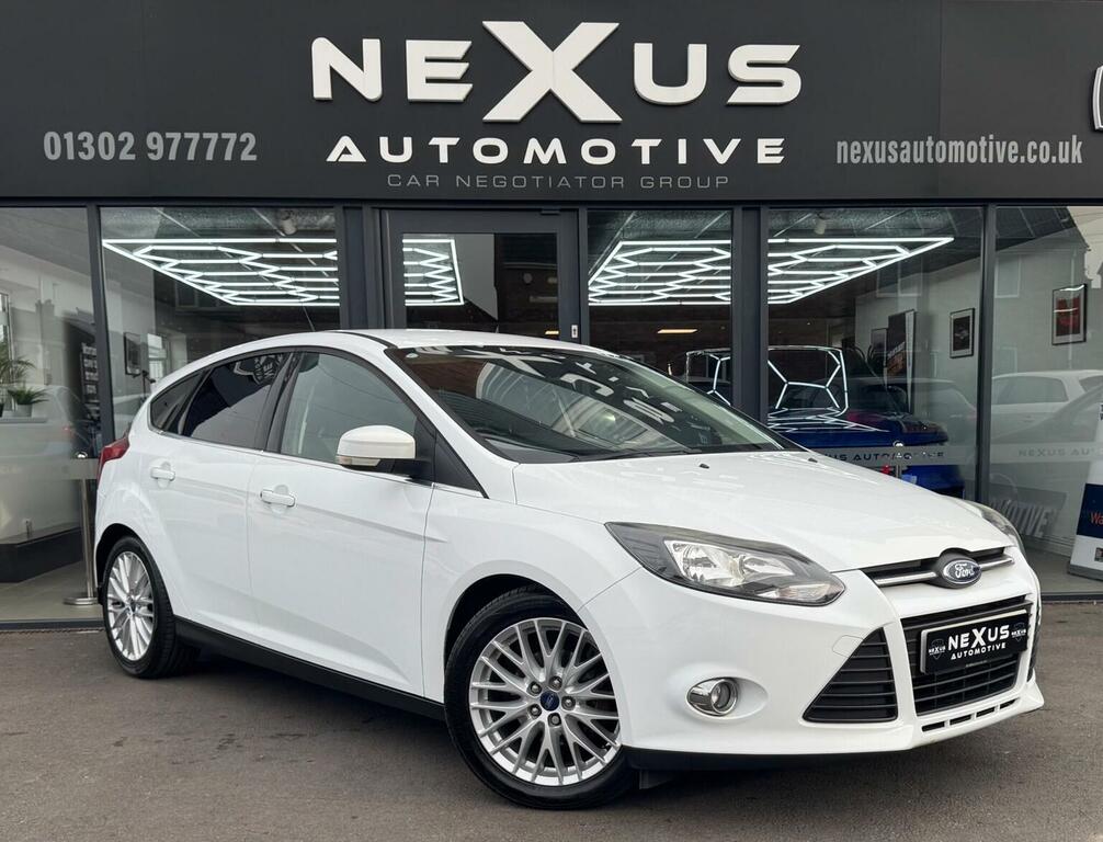 Ford Focus Hatchback 1.6 Tdci Zetec Euro 5 Ss 201313 White