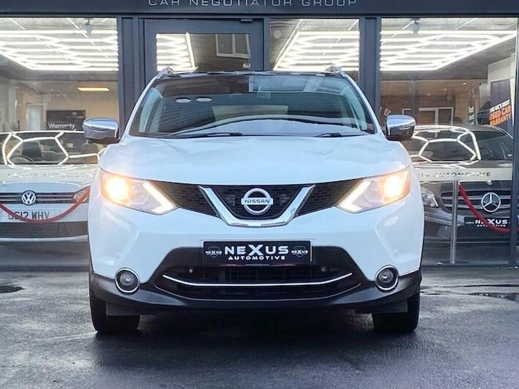 Nissan Qashqai Suv 1.5 Dci Tekna 2Wd Euro 5 Ss 201464 YW64FGZ White #4