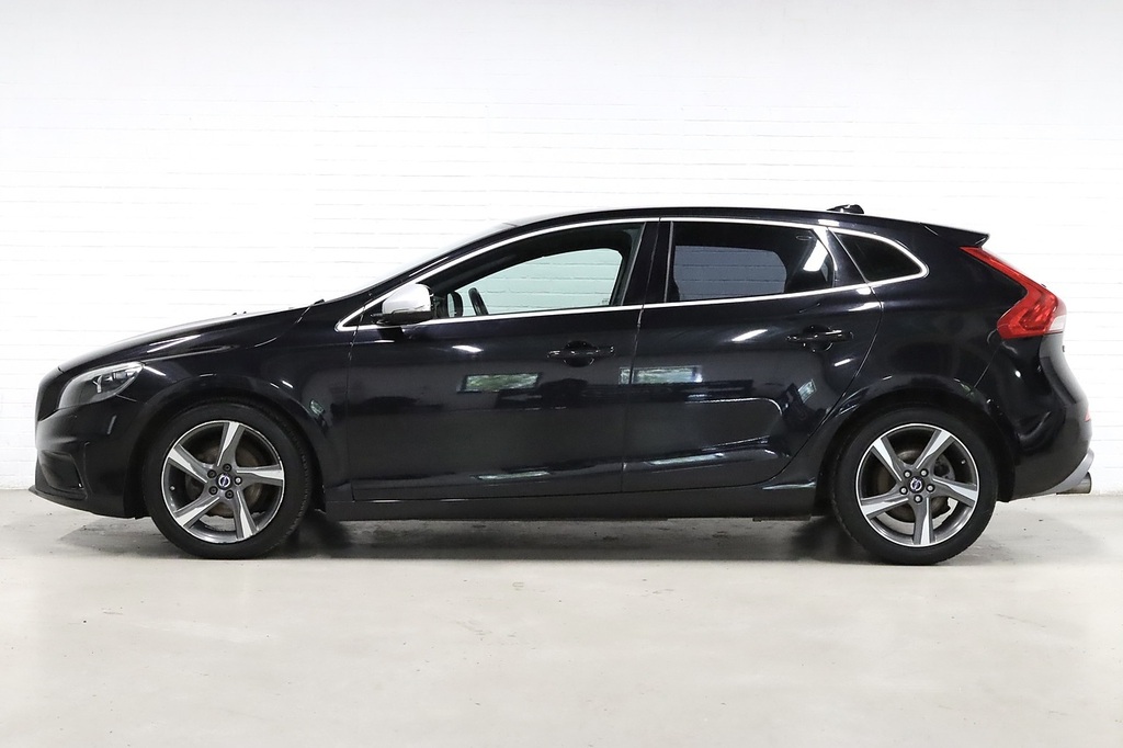 Volvo V40 D2 R-design Lux Black #5