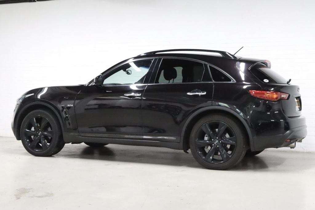Infiniti QX70 D V6 S Premium Black #5