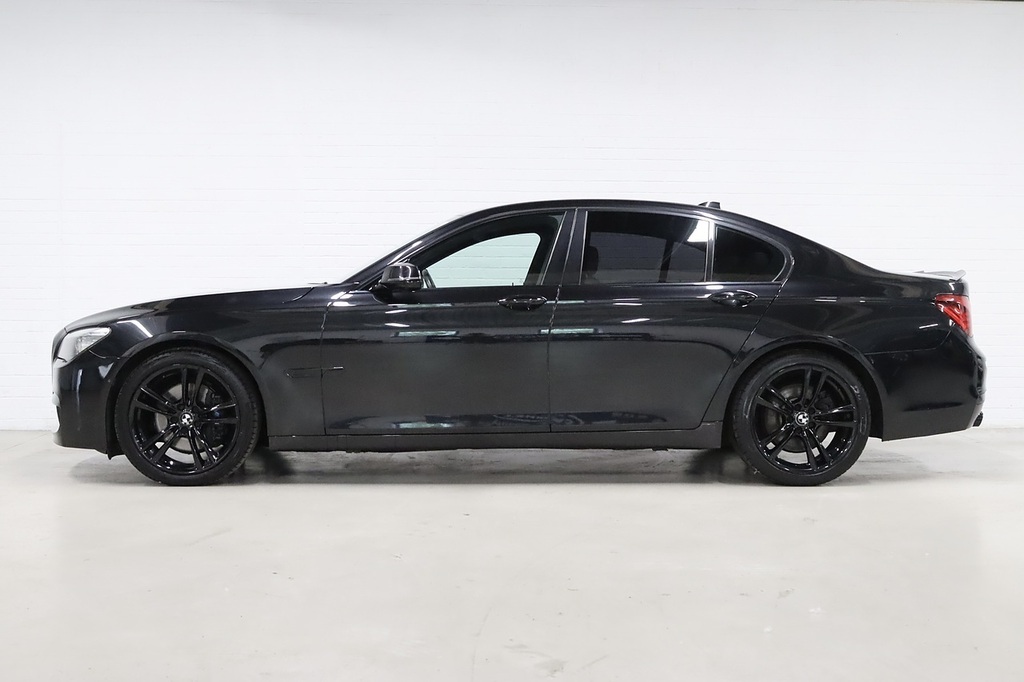 BMW 7 Series 730D Se Blue #5
