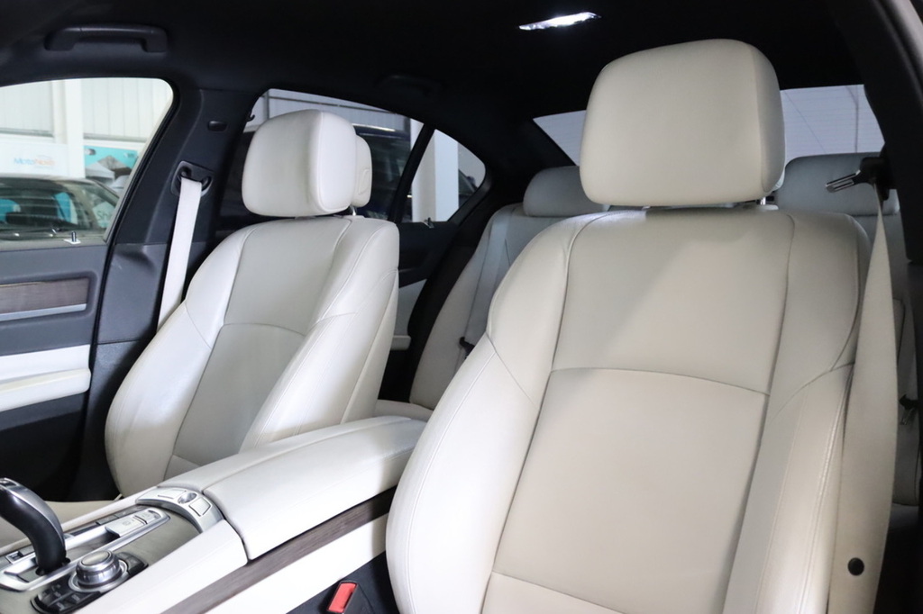 BMW 7 Series 730D Se Blue #15