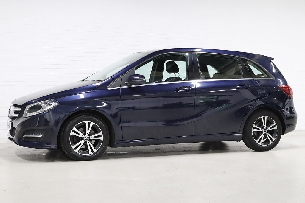 Mercedes-Benz B Class B180d Se KT17RHV Blue #4