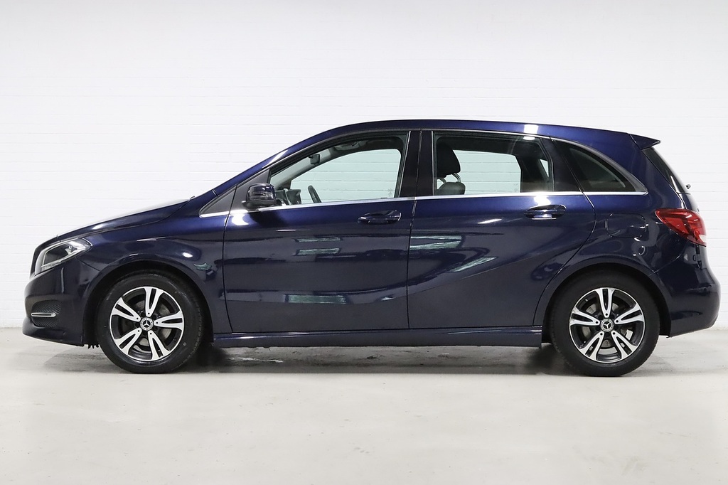 Mercedes-Benz B Class B180d Se KT17RHV Blue #5