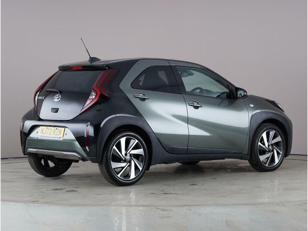 Toyota Aygo X 1.0 Vvt-i Exclusive X-shift Euro 6 Ss NJ72RZM Green #3