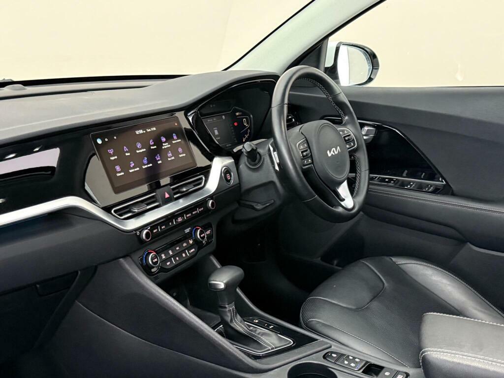 Kia Niro 1.6 Gdi 4 Dct Euro 6 Ss WU71GJE White #4