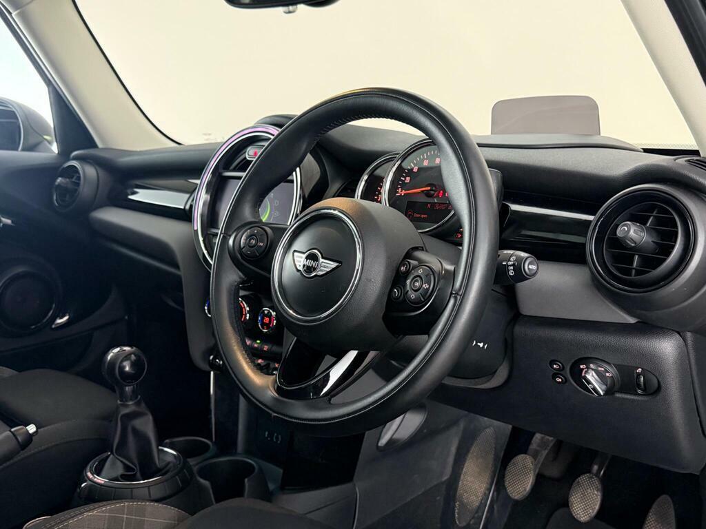 Mini Hatch 1.5 Cooper D Euro 6 Ss Silver #3