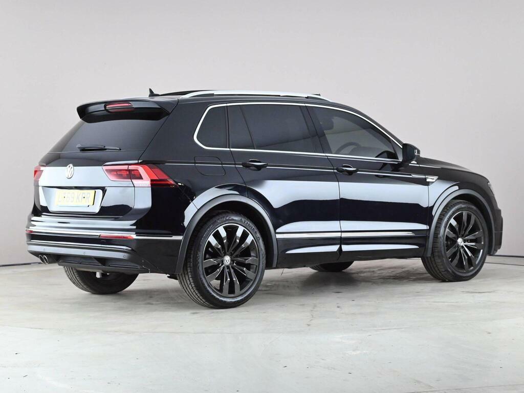 Volkswagen Tiguan 2.0 Tdi R-line Tech Dsg 4Motion Euro 6 Ss LT69KPR Black #4