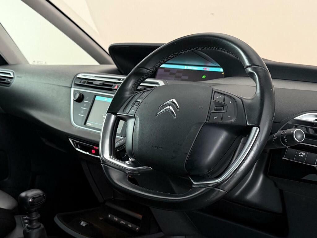 Citroen Grand C4 SpaceTourer 1.2 Puretech Flair Euro 6 Ss GU19FHO Red #3