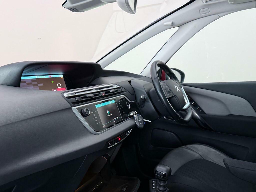 Citroen Grand C4 SpaceTourer 1.2 Puretech Flair Euro 6 Ss GU19FHO Red #4