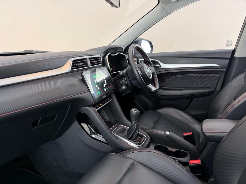 MG ZS 1.0 T-gdi Exclusive Euro 6 CA22HBG Black #3