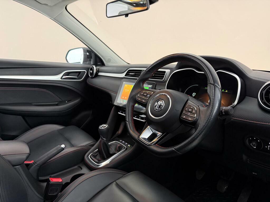 MG ZS 1.0 T-gdi Exclusive Euro 6 CA22HBG Black #2