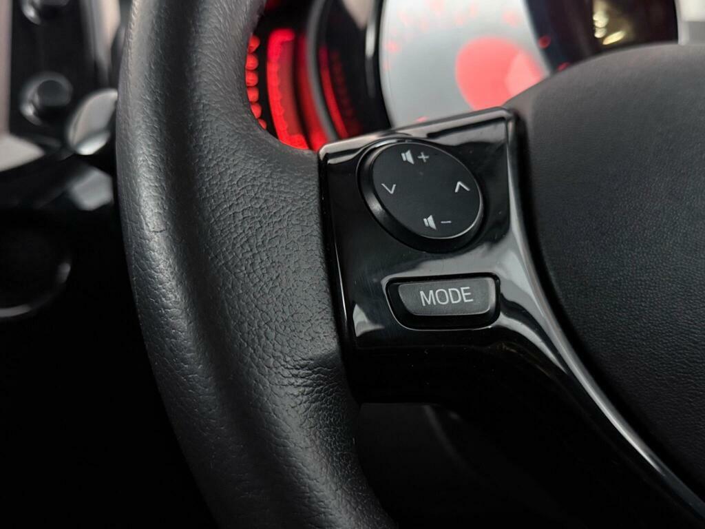 Toyota Aygo 1.0 Vvt-i X-cite X-shift Euro 6 EA65ETO Blue #5