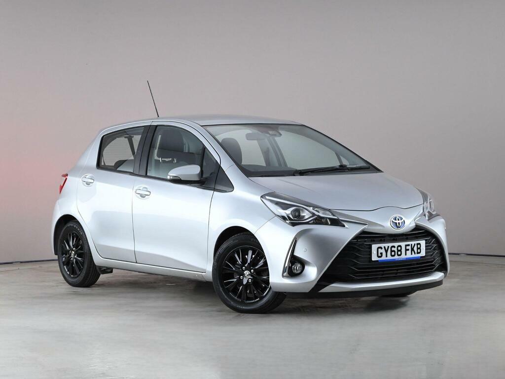 Toyota Yaris 1.5 Vvt-h Icon Tech E-cvt Euro 6 Ss Silver
