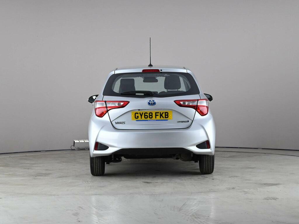 Toyota Yaris 1.5 Vvt-h Icon Tech E-cvt Euro 6 Ss GY68FKB Silver #5