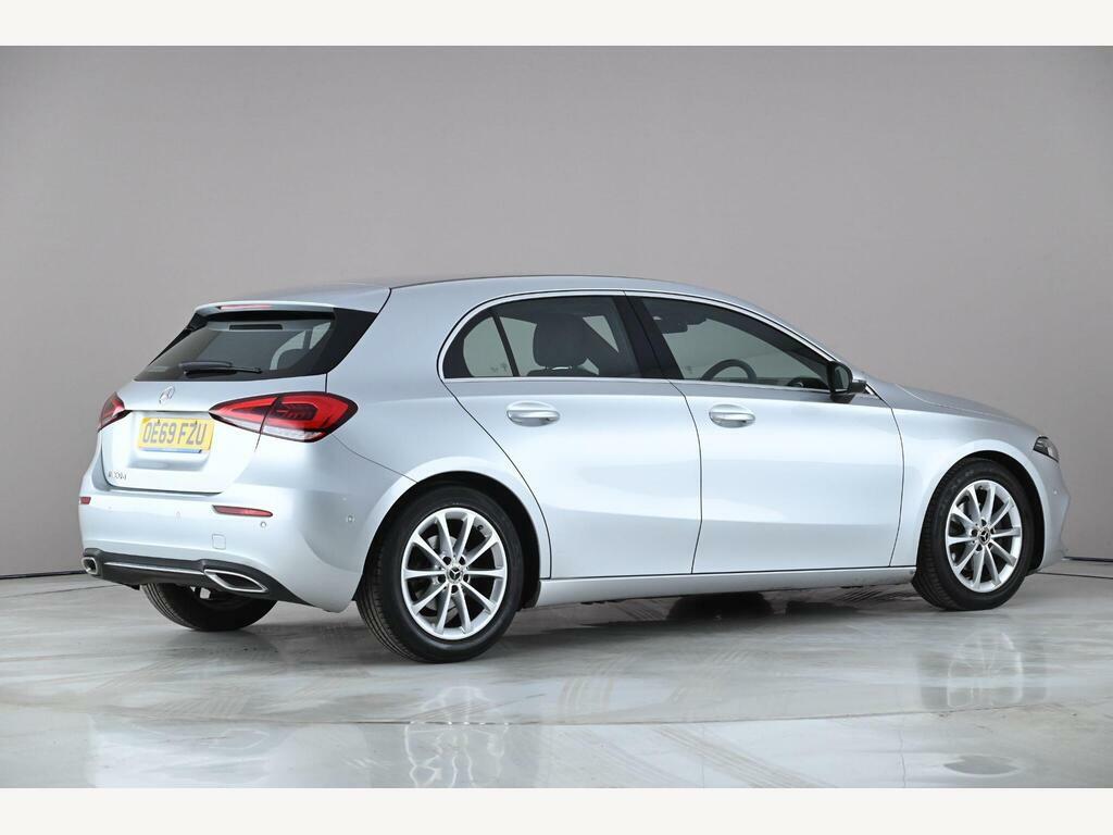 Mercedes-Benz A Class 1.5 A180d Sport Executive 7G-dct Euro 6 Ss OE69FZU Silver #5