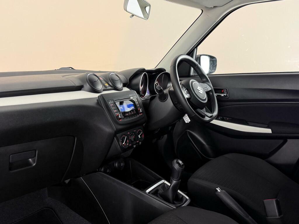 Suzuki Swift 1.2 Dualjet Attitude Euro 6 Ss BU19ZPY Silver #4