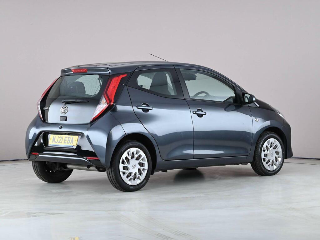 Toyota Aygo 1.0 Vvt-i X-play Euro 6 Safety Sense MJ21EBA Grey #6