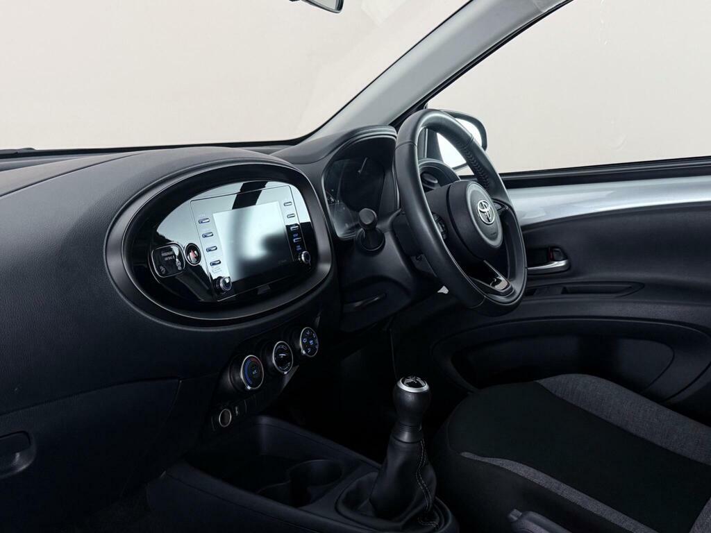 Toyota Aygo X 1.0 Vvt-i Pure Euro 6 Ss YT23KCX Silver #4