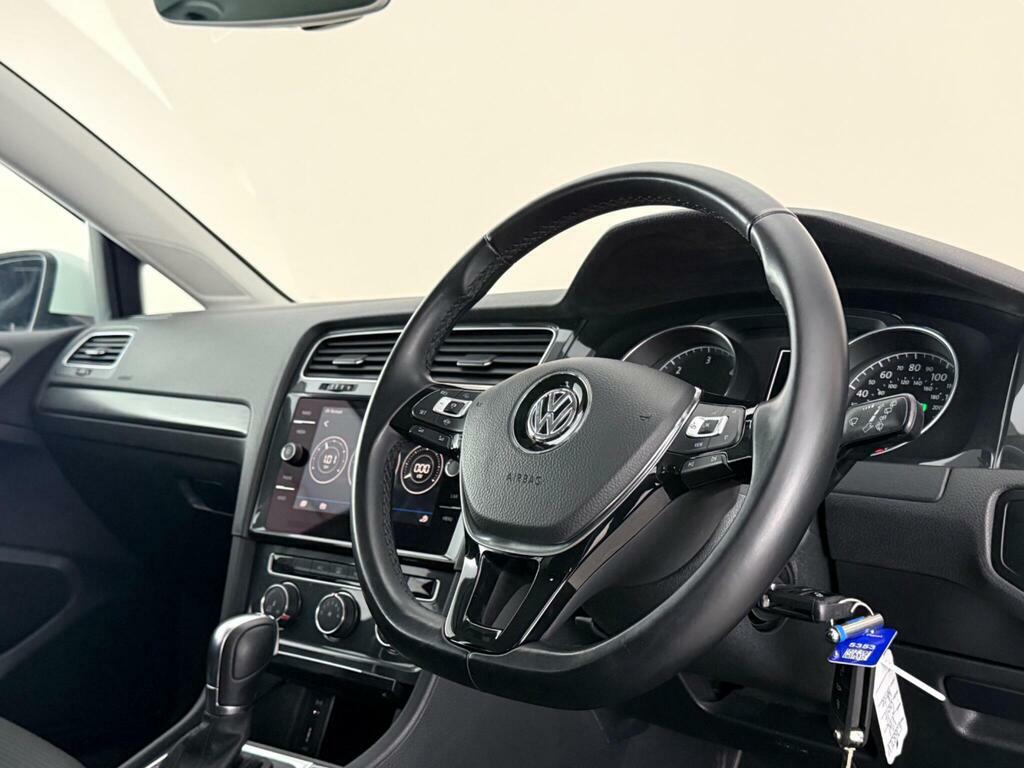Volkswagen Golf 1.6 Tdi Se Nav Dsg Euro 6 Ss EJ68JLV White #3