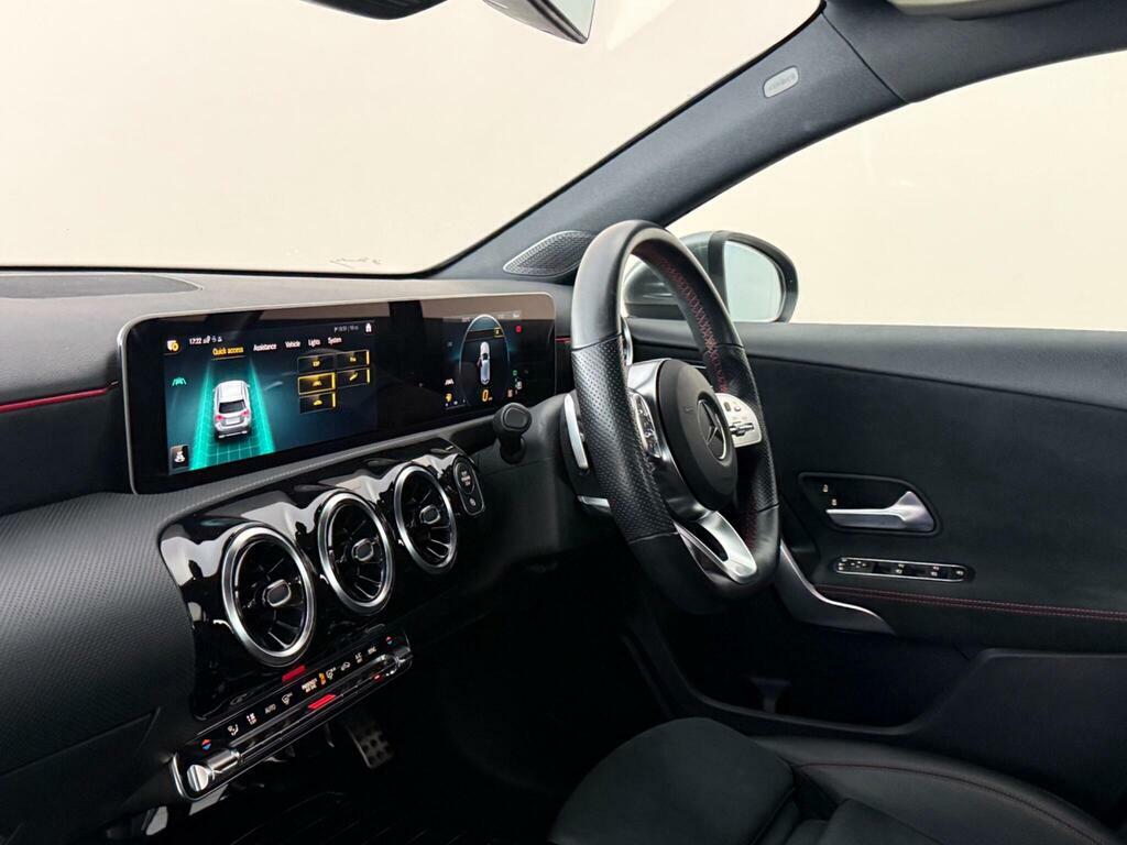 Mercedes-Benz A Class 1.3 A200 Amg Line Executive 7G-dct Euro 6 Ss WD68ACO Grey #4