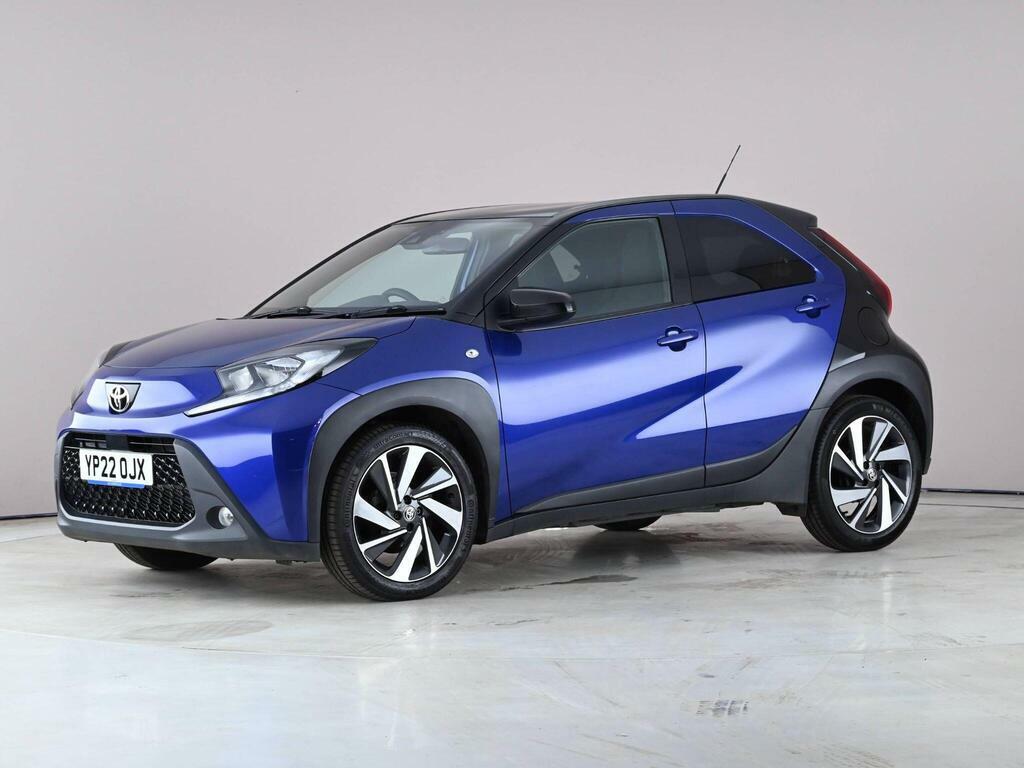 Toyota Aygo X 1.0 Vvt-i Edge Euro 6 Ss YP22OJX Blue #2