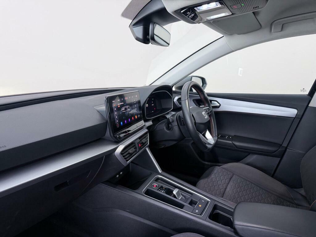 Seat Leon 1.5 Etsi Mhev Fr Dsg Euro 6 Ss WG70FXF Black #4